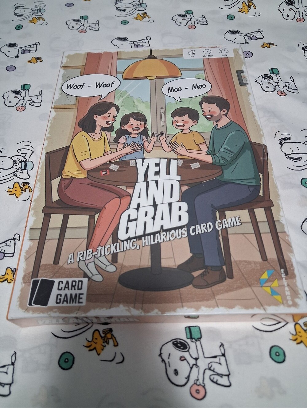 Yell and Grab Family Card Game New And Sealed